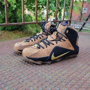 Lebron 12 EXT "King's Cork"